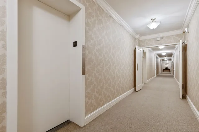 $995,000 | 4 Putnam Hill, Greenwich, CT 06830