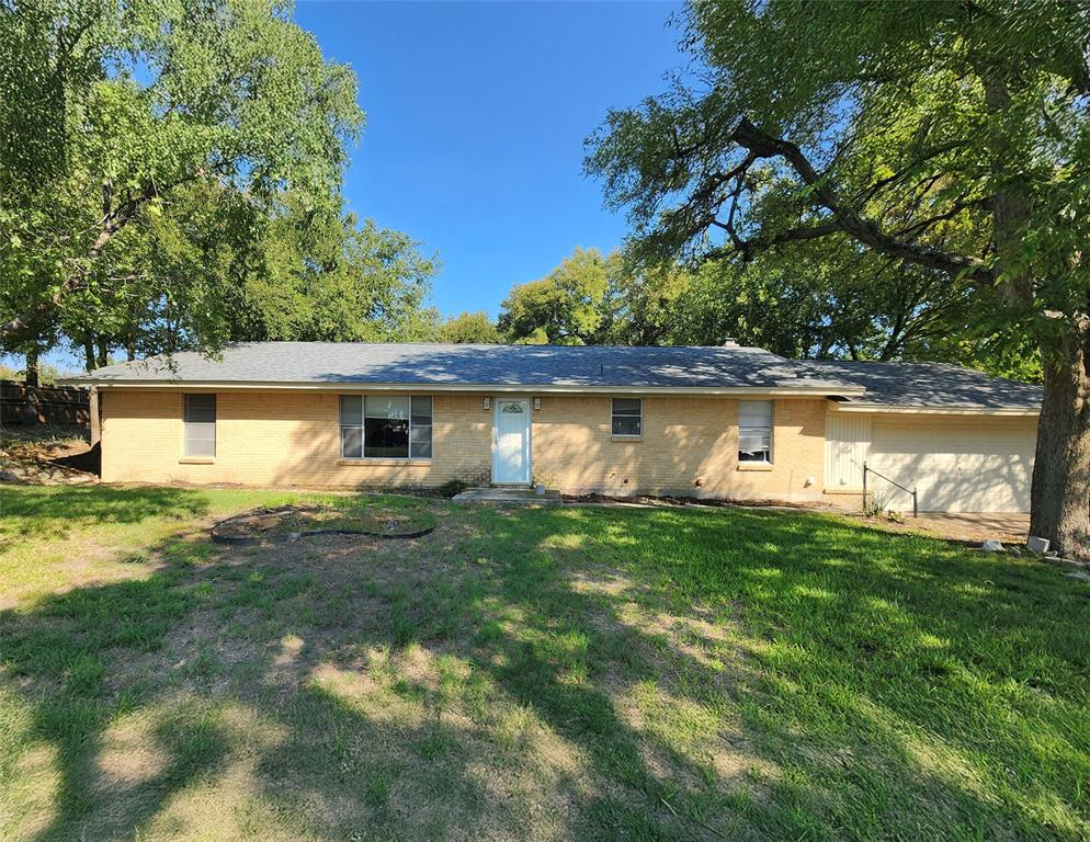 6585 Appian Way Fort Worth, TX 76135 - Photo 1 of 13