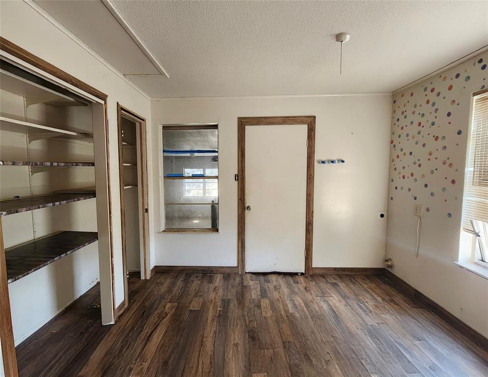 6585 Appian Way Fort Worth, TX 76135 - Photo 9 of 13