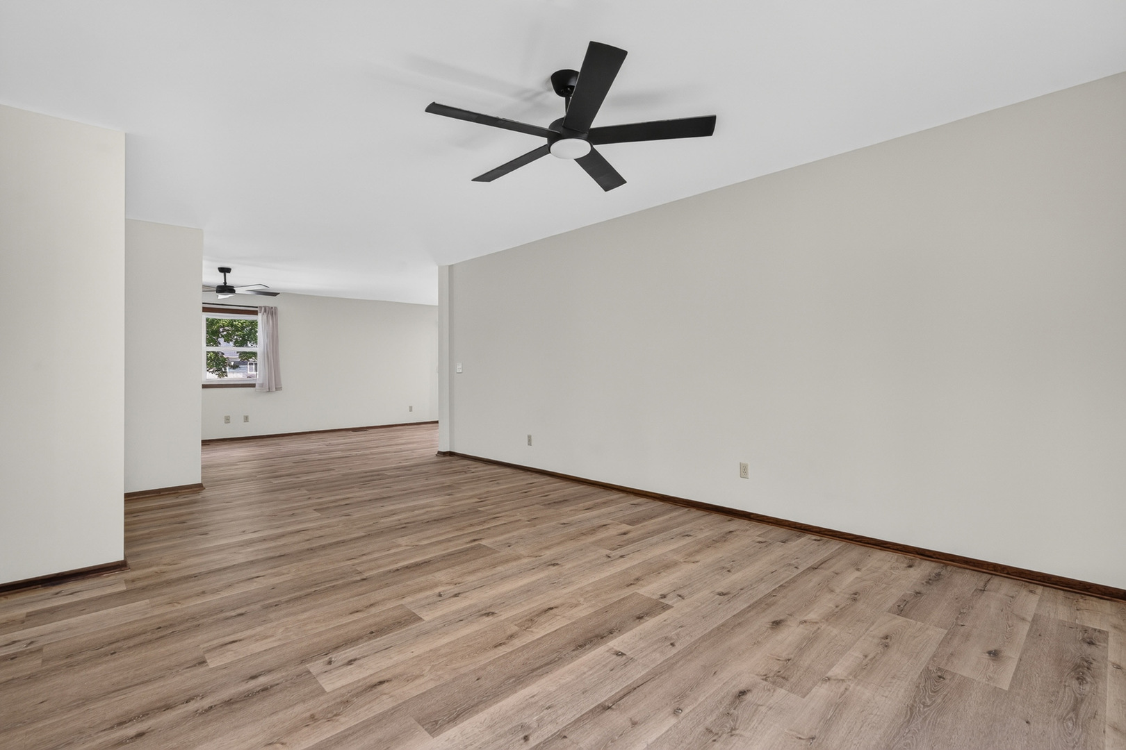 16 Sherwick Road Oswego, IL 60543 - Photo 8 of 45 Gallery Image 8
