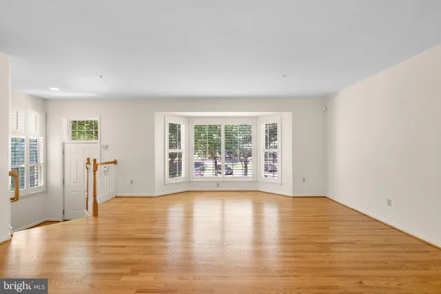 $4,000 | 11351 Morning Gate Drive, Rockville, MD 20852