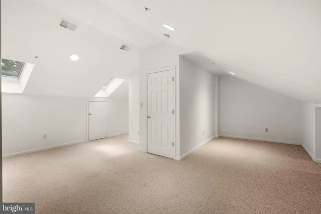 $4,000 | 11351 Morning Gate Drive, Rockville, MD 20852