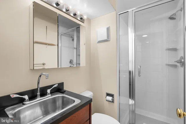 $4,000 | 11351 Morning Gate Drive, Rockville, MD 20852