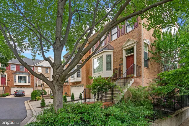 $4,000 | 11351 Morning Gate Drive, Rockville, MD 20852