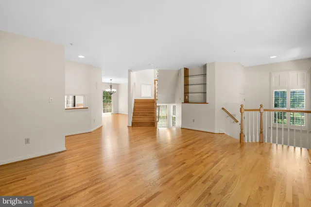 $4,000 | 11351 Morning Gate Drive, Rockville, MD 20852