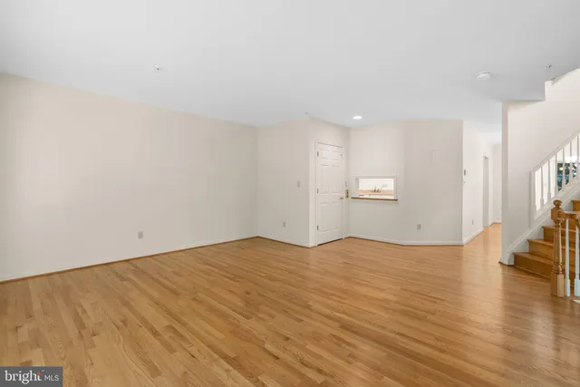 $4,000 | 11351 Morning Gate Drive, Rockville, MD 20852