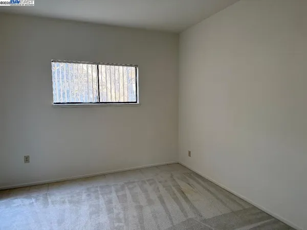 $2,700 | 25850 Kay Avenue, Unit 328, Hayward, CA 94545