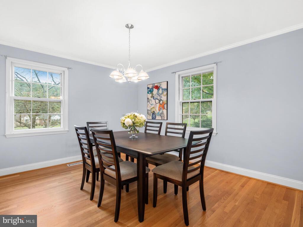 4232 Stafford Road Olney, MD 20832 - Photo 27 of 55 Elegant dining room with crown molding