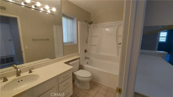 $4,250 | 13582 Sweetshade Way, Tustin, CA 92782