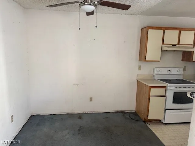 $165,000 | 3150 North Soft Breezes Drive, Unit 1192, Las Vegas, NV 89128