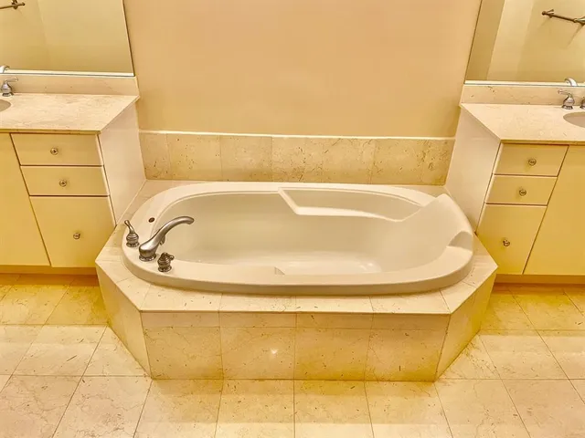 $449,000 | 801 South Olive Avenue, Unit 409, West Palm Beach, FL 33401