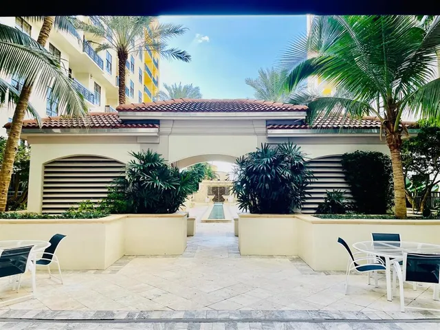 $449,000 | 801 South Olive Avenue, Unit 409, West Palm Beach, FL 33401