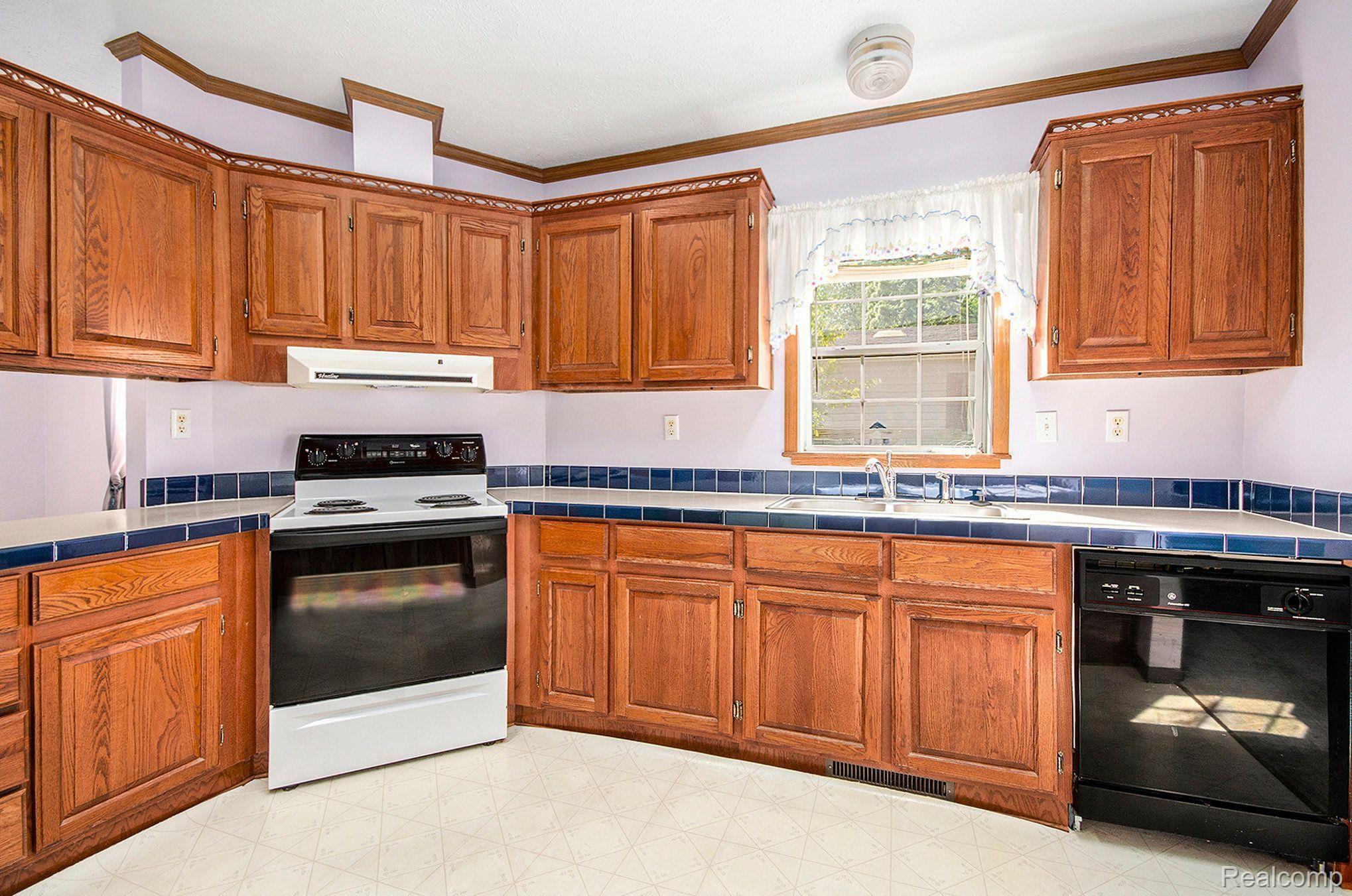100 Chinkapin Rill Fenton, MI 48430 - Photo 7 of 17