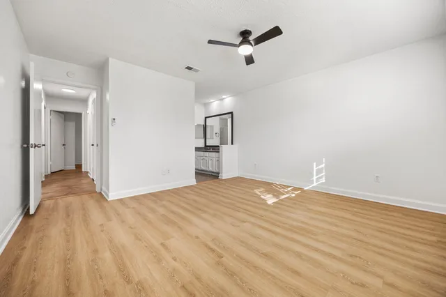 $1,600 | 6522 Brookgate Drive, Spring, TX 77373