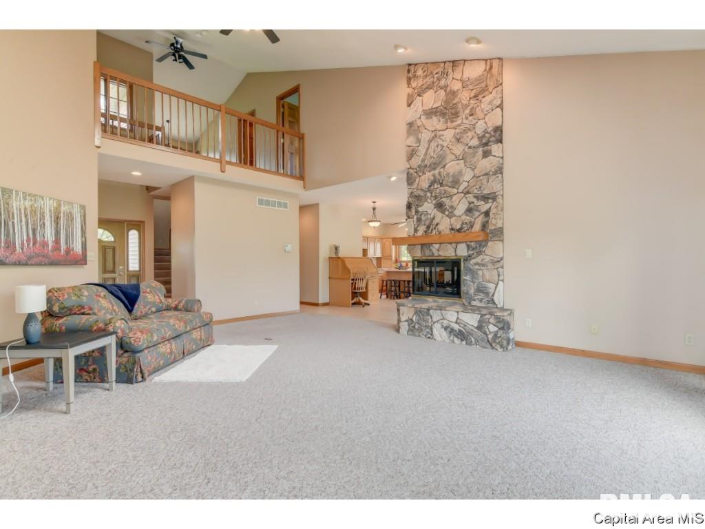 3950 Rochester Road Springfield, IL 62712 - Photo 7 of 36