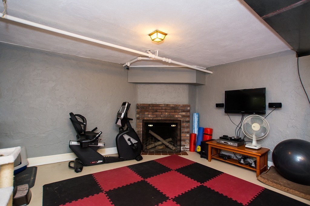 564 Quinobequin Road Newton, MA 02468 - Photo 23 of 30