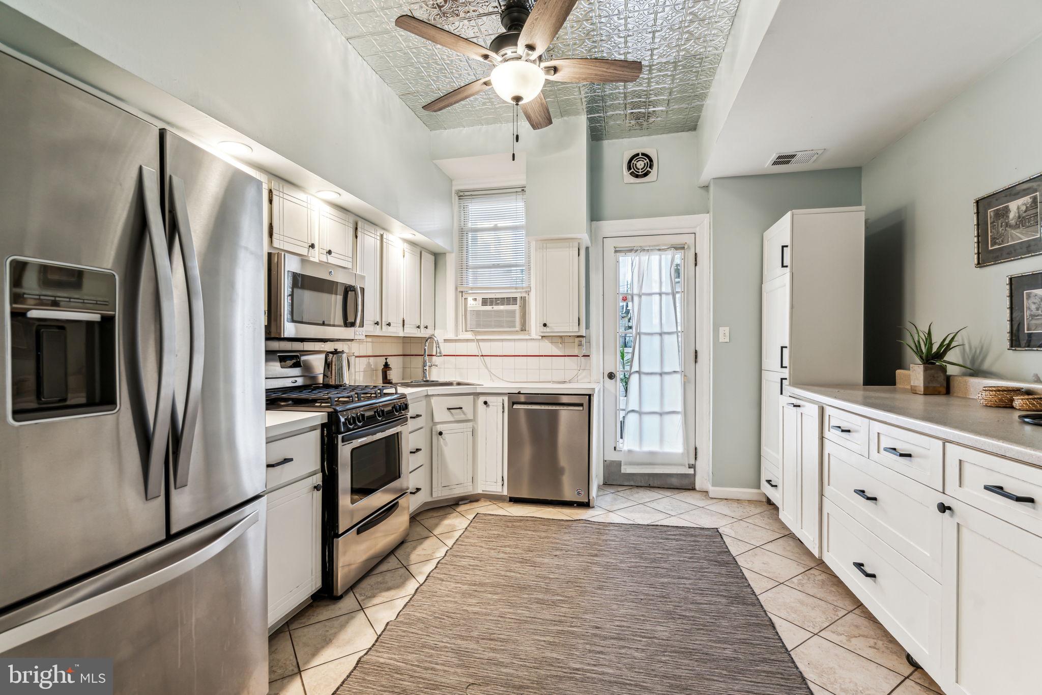 737 Reed Street Philadelphia, PA 19147 - Photo 8 of 34 Gallery Image 8