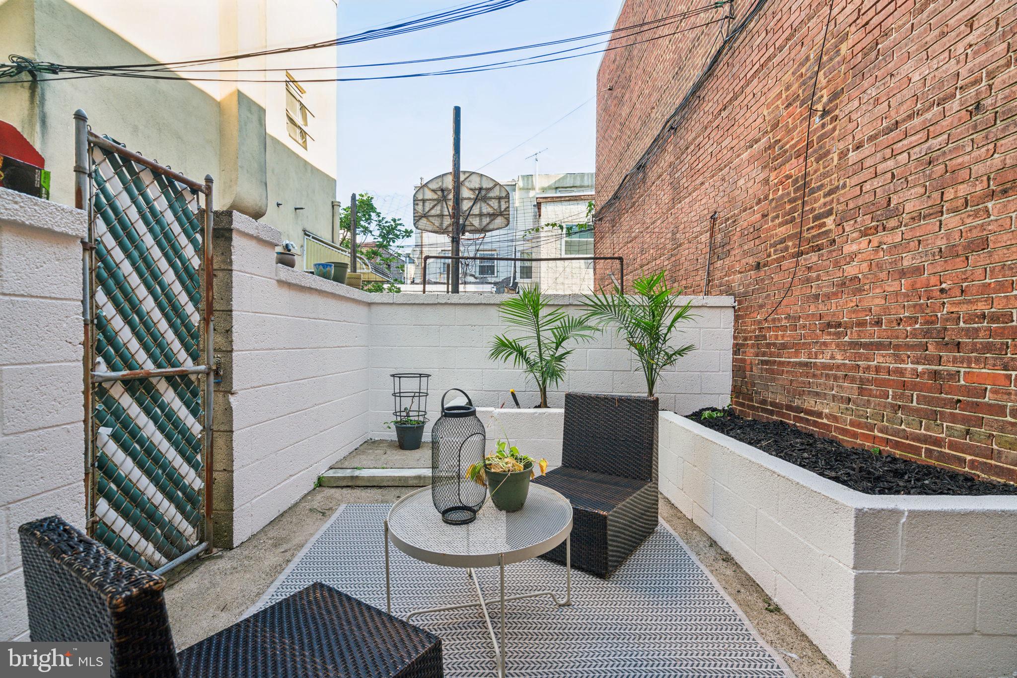 737 Reed Street Philadelphia, PA 19147 - Photo 10 of 34 Gallery Image 10