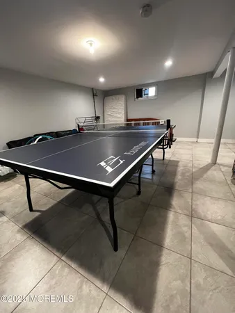 $2,400 | 50 Whalepond Road, Oakhurst, NJ 07755