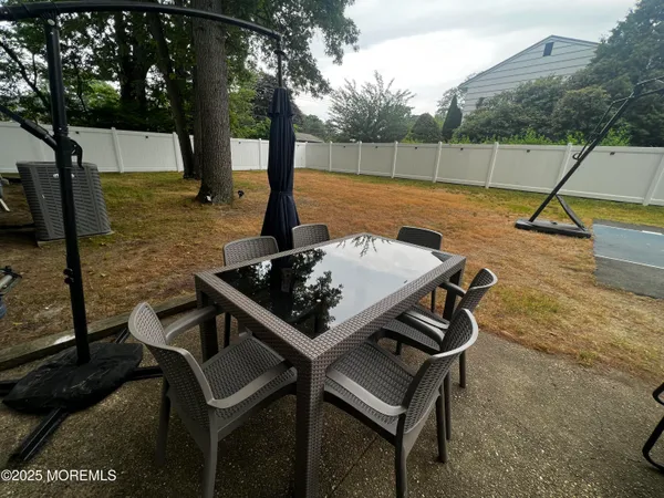 $2,400 | 50 Whalepond Road, Oakhurst, NJ 07755