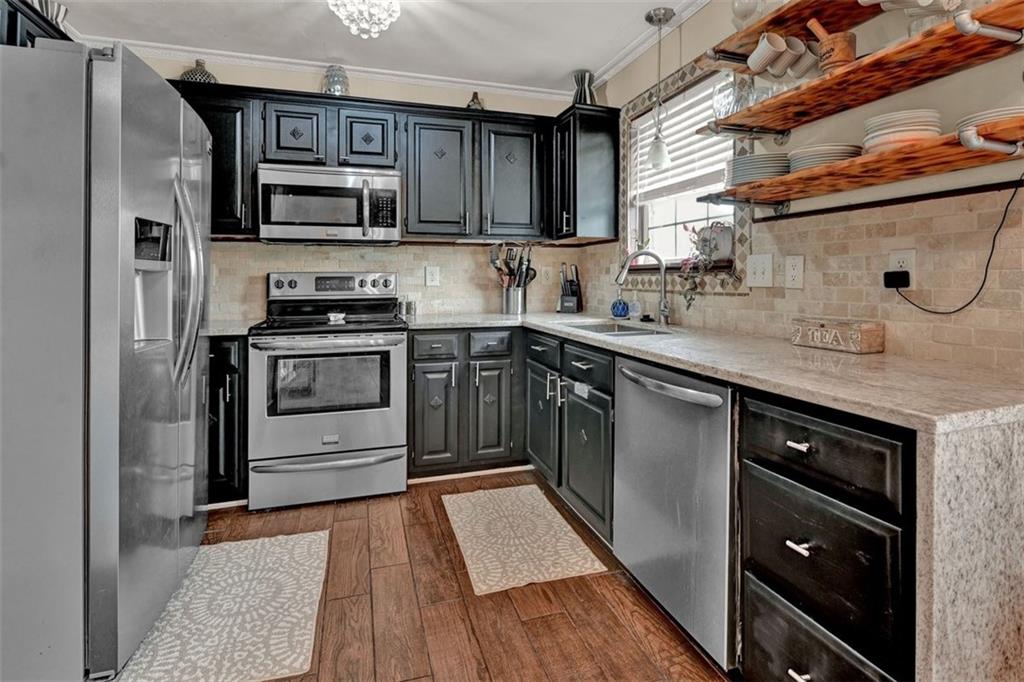 5644 Rains Lane Indianapolis, IN 46254 - Photo 13 of 37 Gallery Image 13