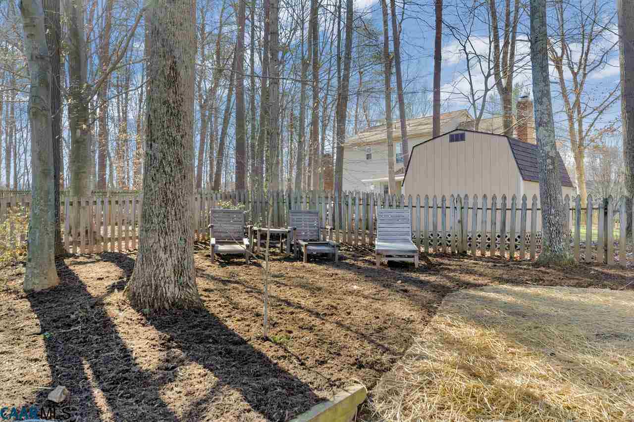 806 Harris Road Charlottesville, VA 22902 - Photo 3 of 20 a view of a back yard of the house