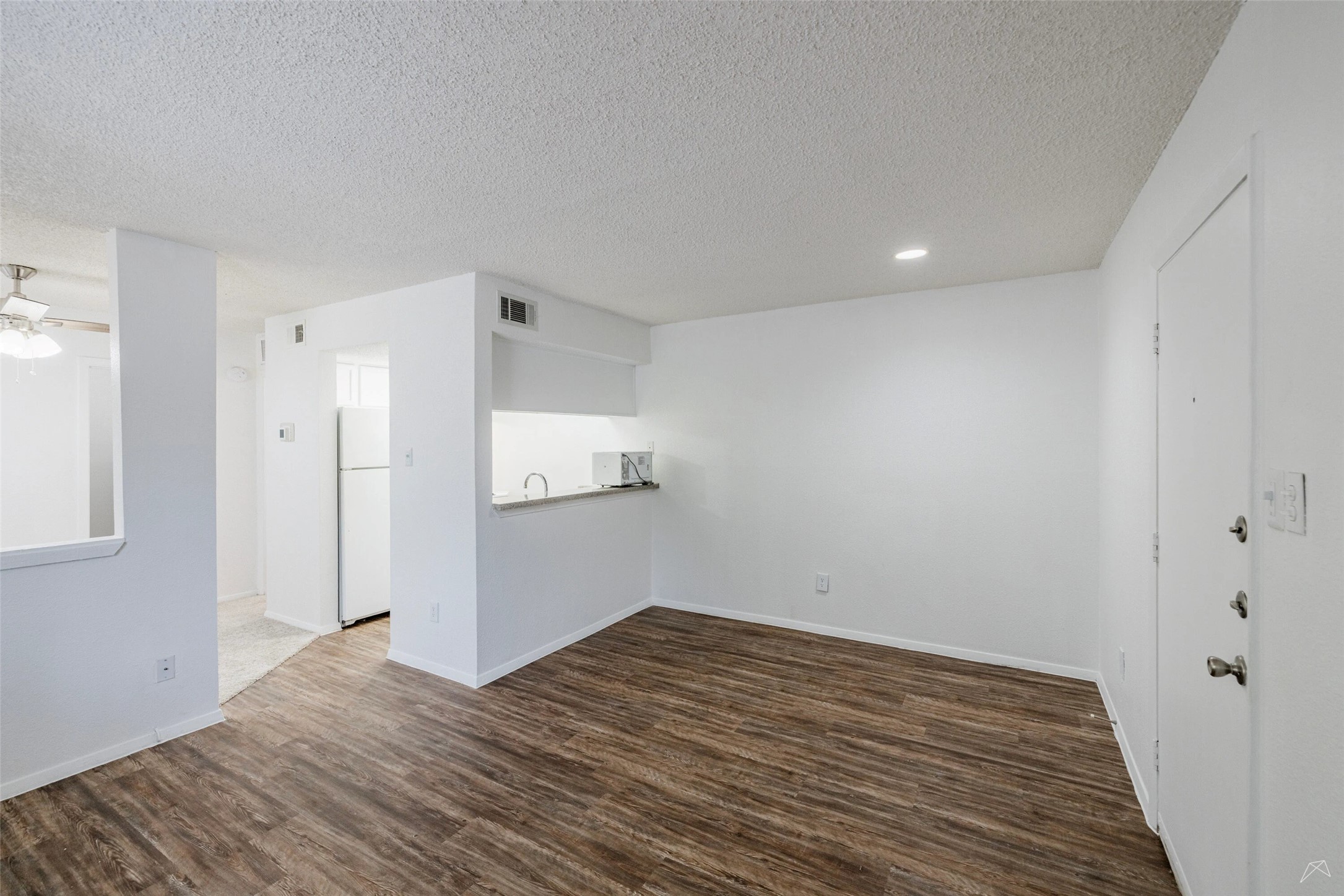 3600 Greystone Drive, Unit 403 Austin, TX 78731 - Photo 6 of 19 6 Weeks Rent Free! On Select Units