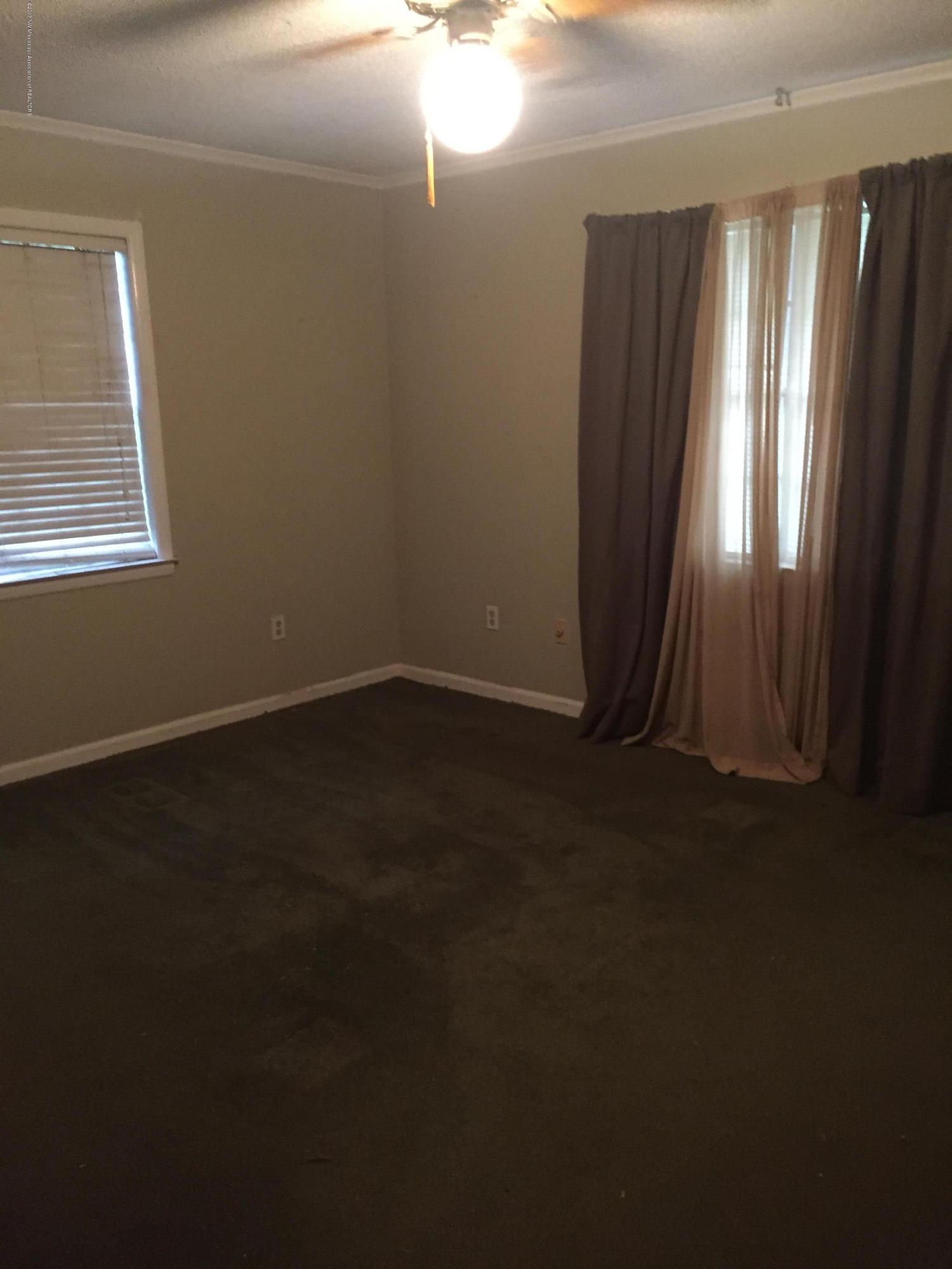 6610 McCracken Road Hernando, MS 38632 - Photo 15 of 17 Master Bedroom