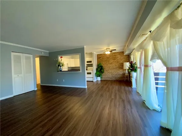 $1,500 | 5096 Sanlin Drive, Coraopolis, PA 15108