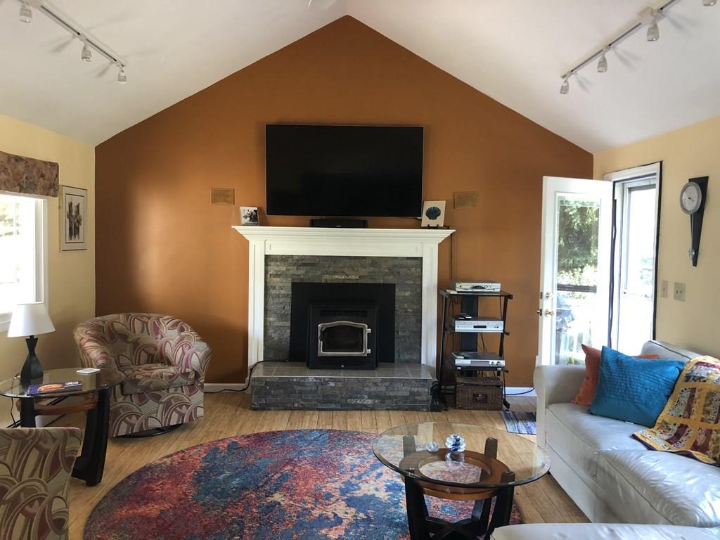 6 Rice Drive Wilbraham, MA 01095 - Photo 2 of 22 Gallery Image 2