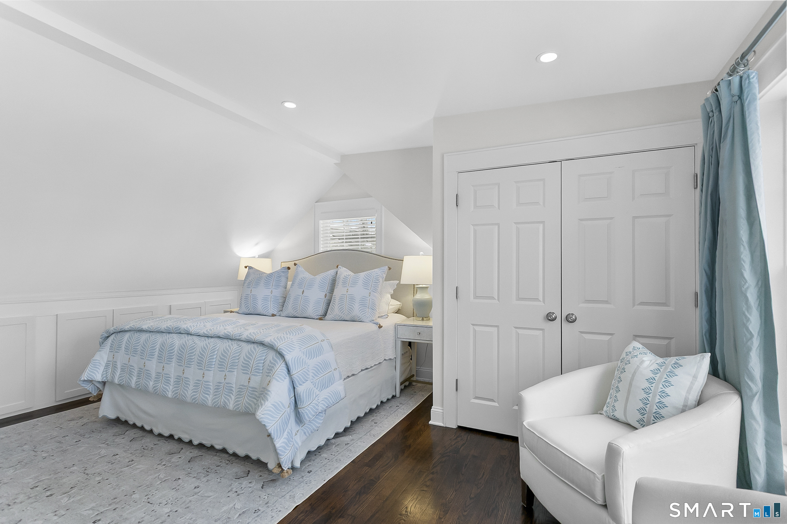 877 South Pine Creek Road Fairfield, CT 06824 - Photo 22 of 39