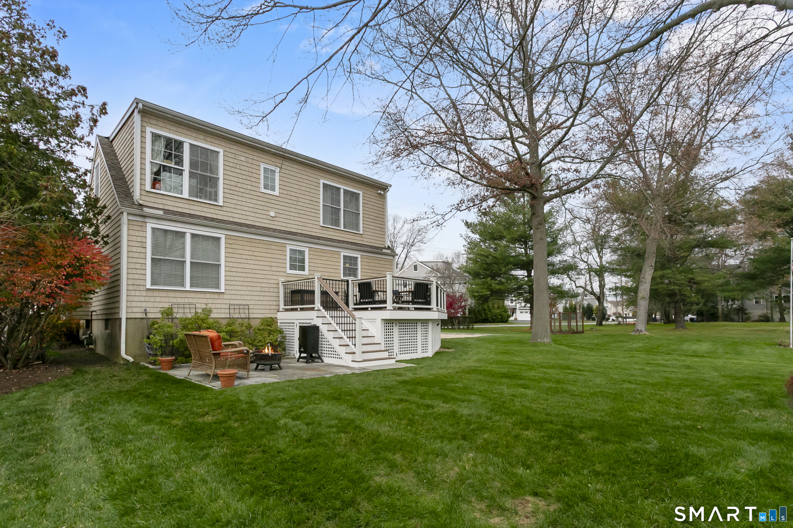 877 South Pine Creek Road Fairfield, CT 06824 - Photo 30 of 39