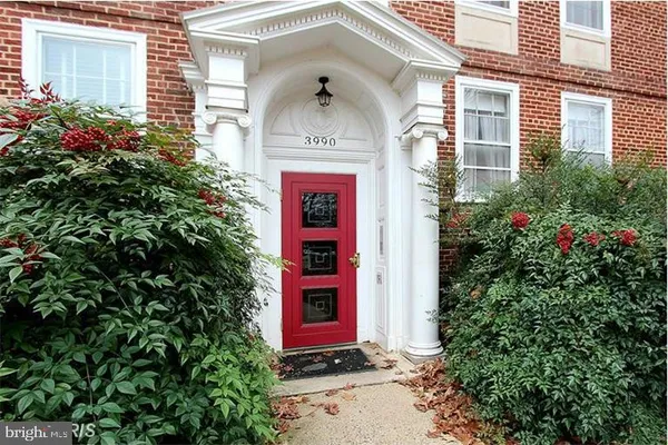 $2,375 | 3990 Langley Court Northwest, Unit D604, Washington, DC 20016