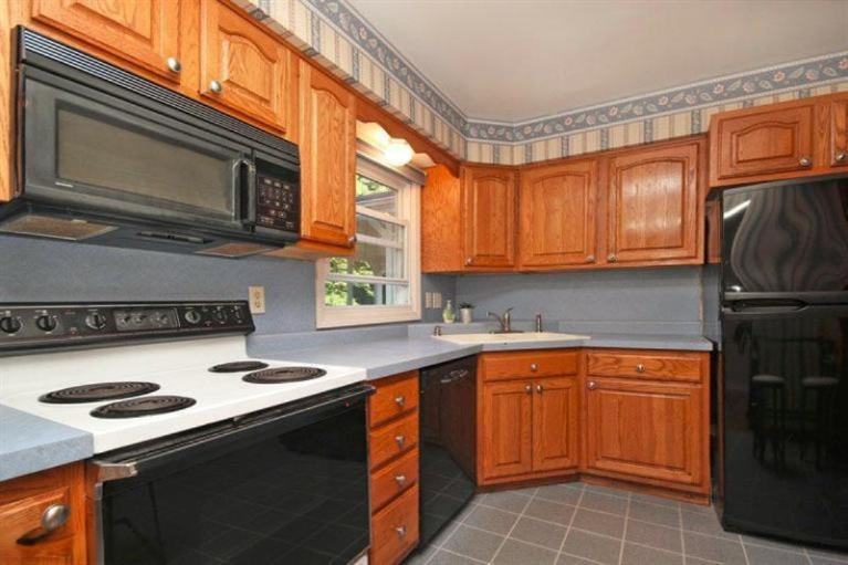 1425 Highgate Road Kalamazoo, MI 49006 - Photo 6 of 24 Additional Photo
