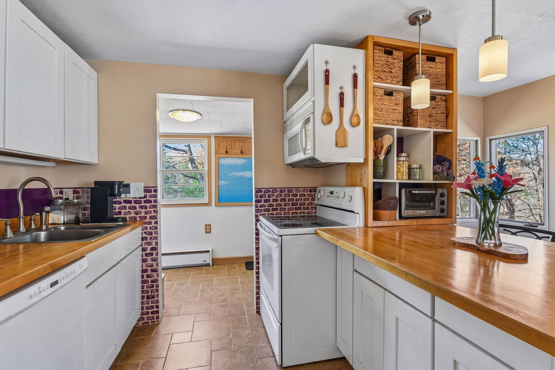 2417 Ford Road Hopkins, MN 55305 - Photo 11 of 57