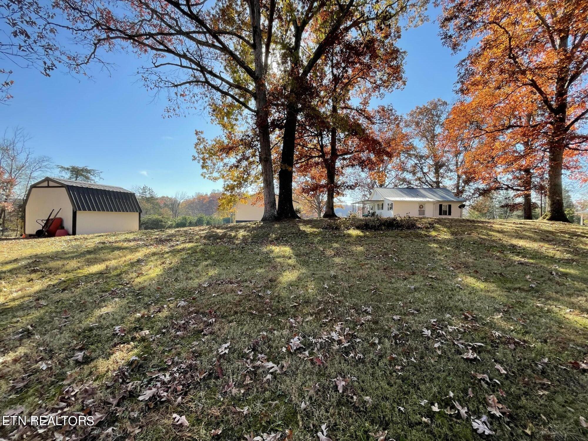 212 Hardin Road Kodak, TN 37764 - Photo 5 of 22 IMG_3032