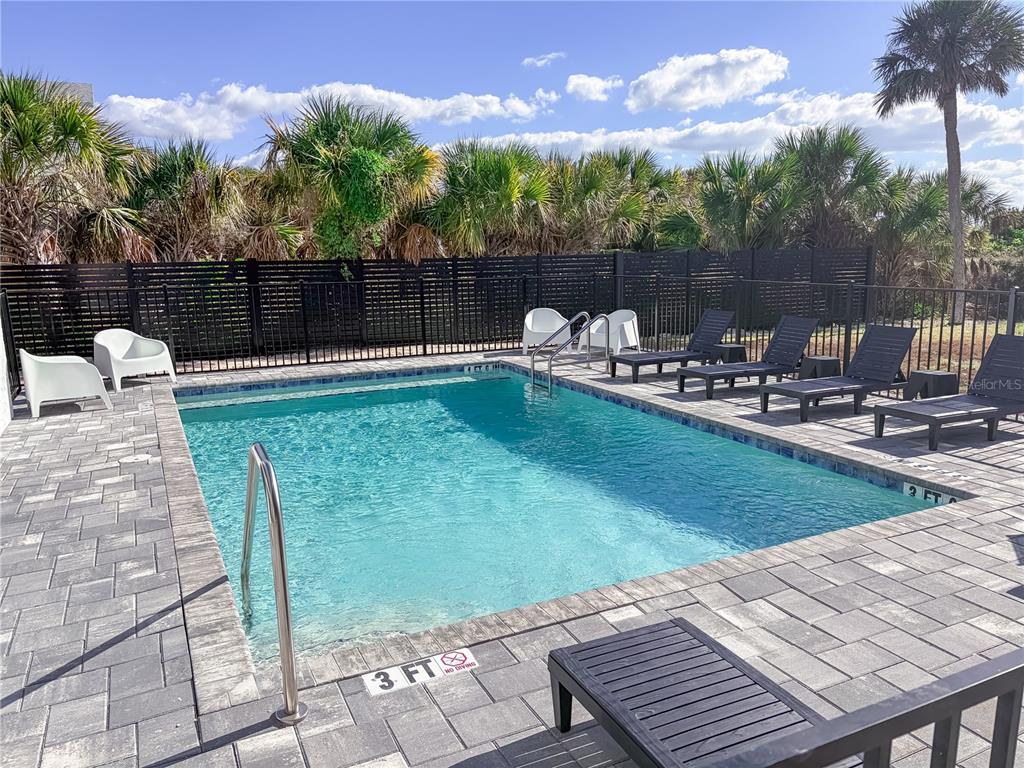 450 Beach Road, Unit 4 Sarasota, FL 34242 - Photo 47 of 64