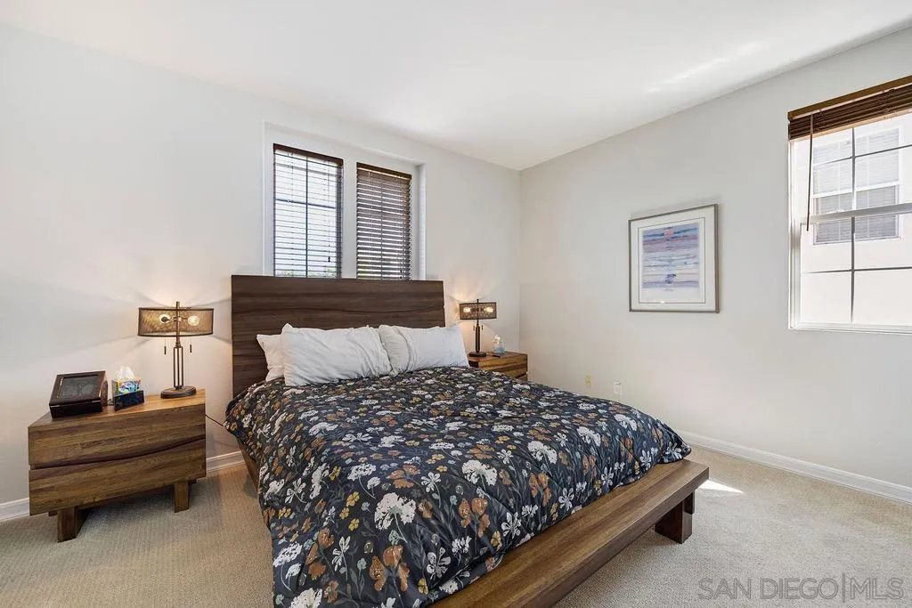 13732 Rosecroft Way San Diego, CA 92130 - Photo 16 of 31