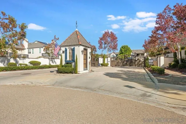 $2,499,999 | 13732 Rosecroft Way, San Diego, CA 92130