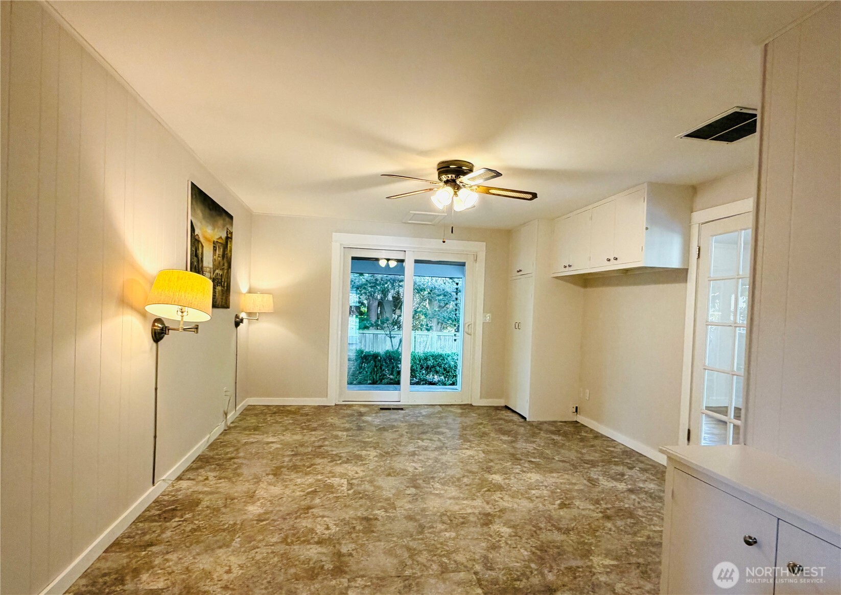 10509 Northeast 197th Street Bothell, WA 98011 - Photo 11 of 26 Gallery Image 11