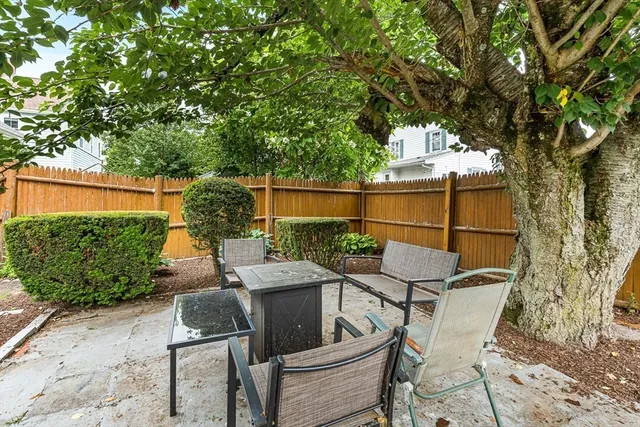 $2,450 | 29 Harvard Street, Unit 1, Winchester, MA 01890