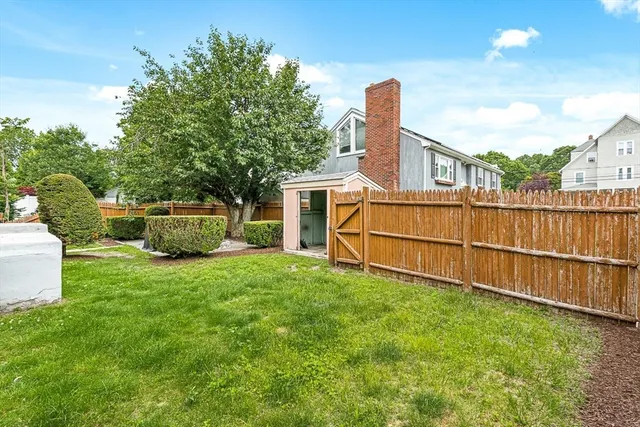 $2,450 | 29 Harvard Street, Unit 1, Winchester, MA 01890