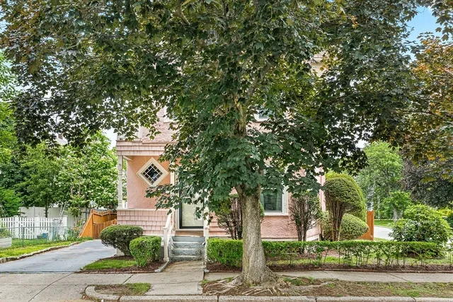 $2,450 | 29 Harvard Street, Unit 1, Winchester, MA 01890