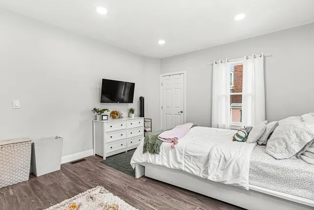 $2,450 | 29 Harvard Street, Unit 1, Winchester, MA 01890