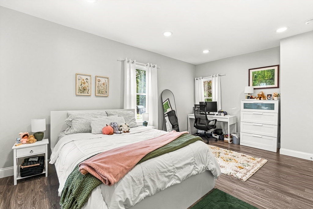 29 Harvard Street, Unit 1 Winchester, MA 01890 - Photo 8 of 25