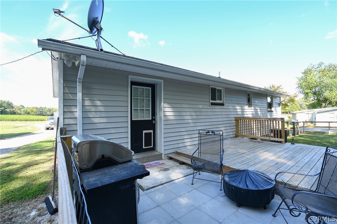 638 Enfield Road Aylett, VA 23009 - Photo 4 of 17 Gallery Image 4