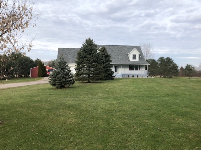 14372 Gilbert Road Allenton, MI 48002 - Photo 3 of 33