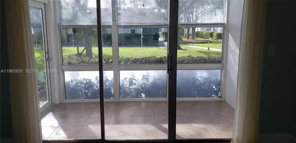$249,900 | 1501 South Ocean Boulevard, Unit 129, Lauderdale-by-the-Sea, FL 33062