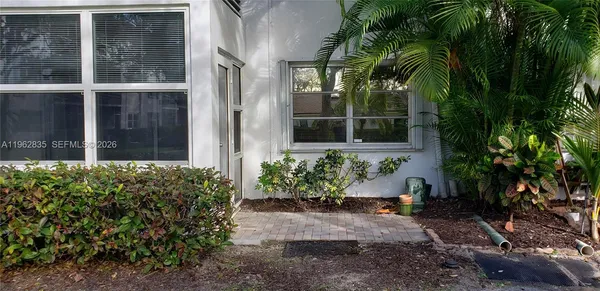 $249,900 | 1501 South Ocean Boulevard, Unit 129, Lauderdale-by-the-Sea, FL 33062