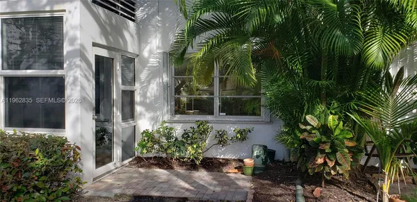 $249,900 | 1501 South Ocean Boulevard, Unit 129, Lauderdale-by-the-Sea, FL 33062